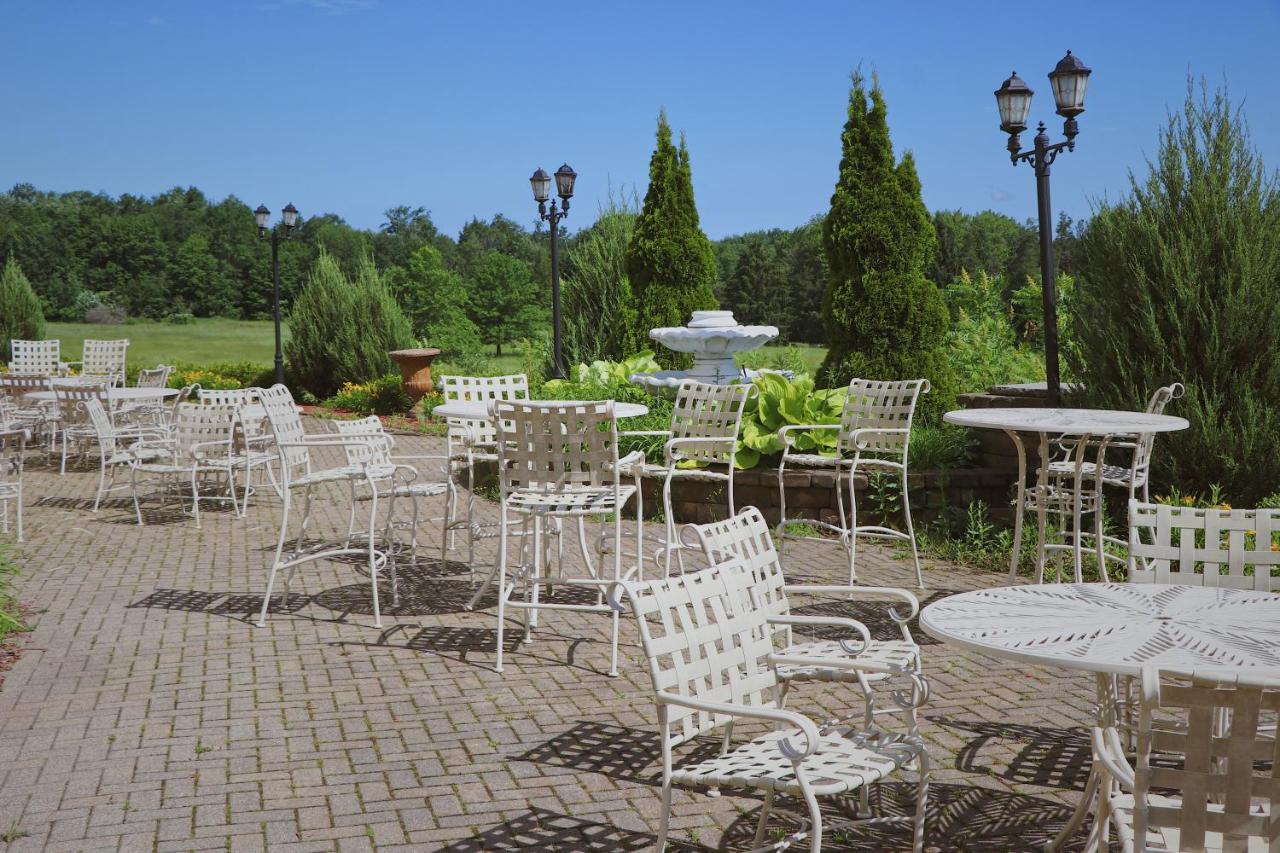 Comfort Suites Edinboro Εξωτερικό φωτογραφία