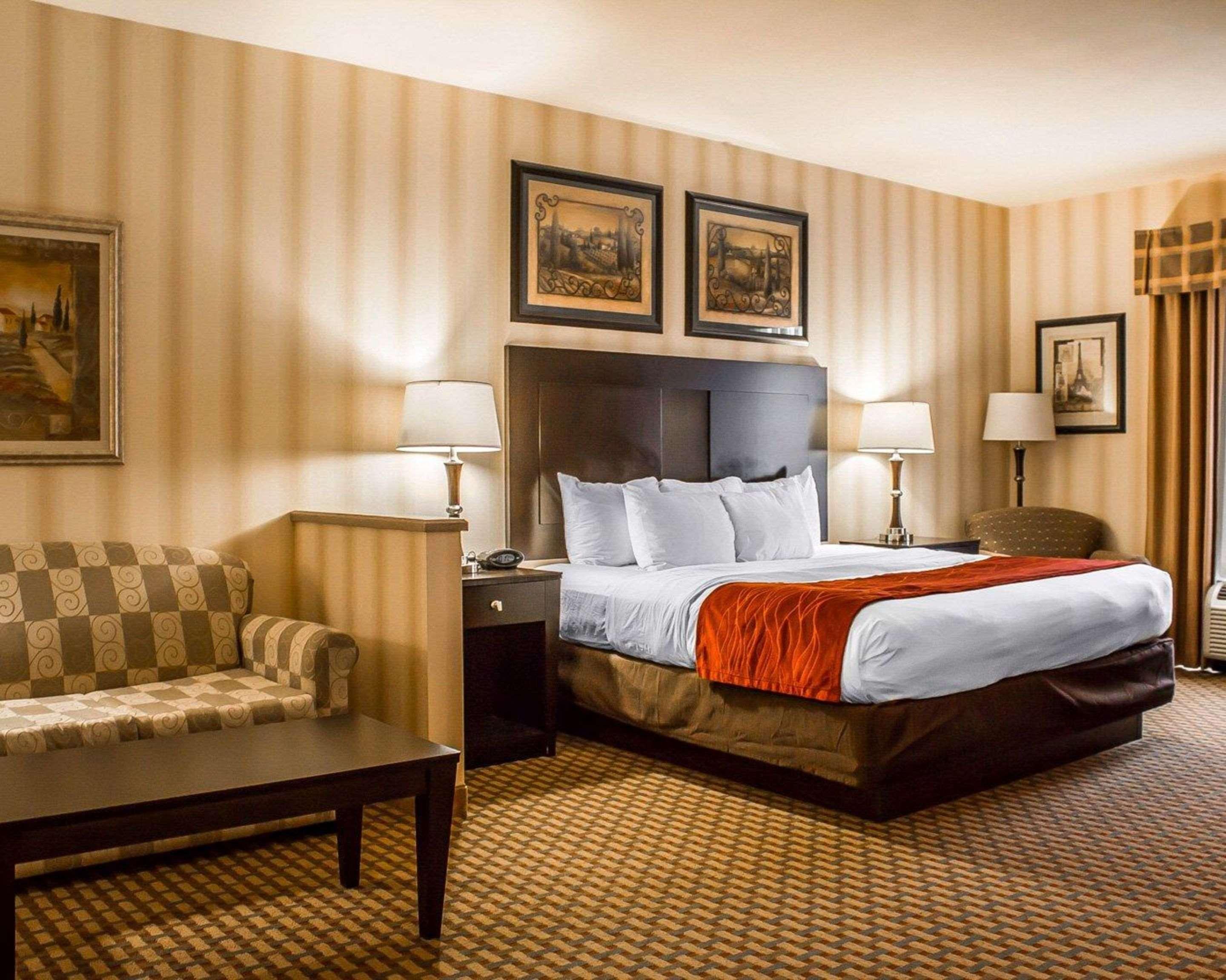 Comfort Suites Edinboro Εξωτερικό φωτογραφία