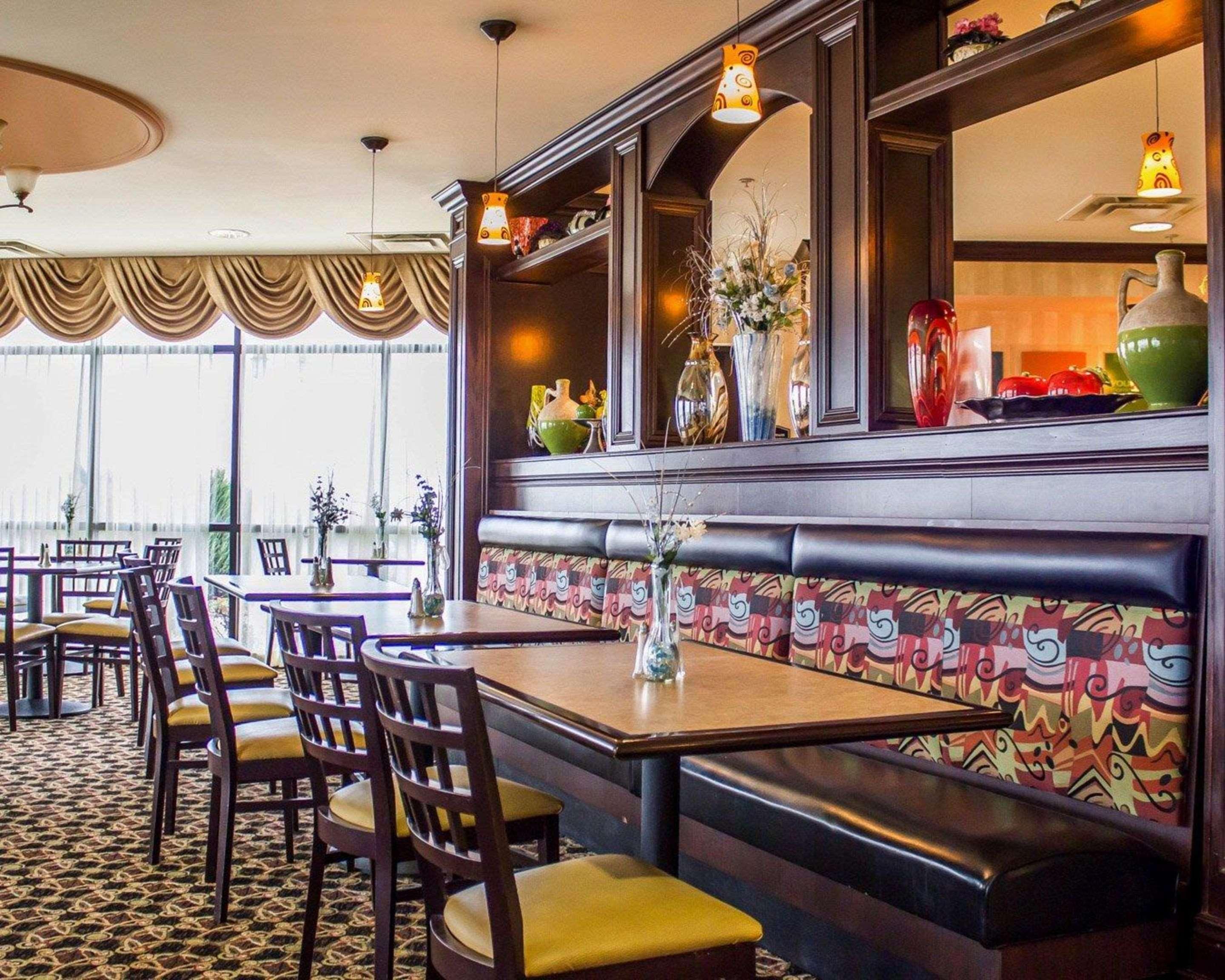Comfort Suites Edinboro Εξωτερικό φωτογραφία