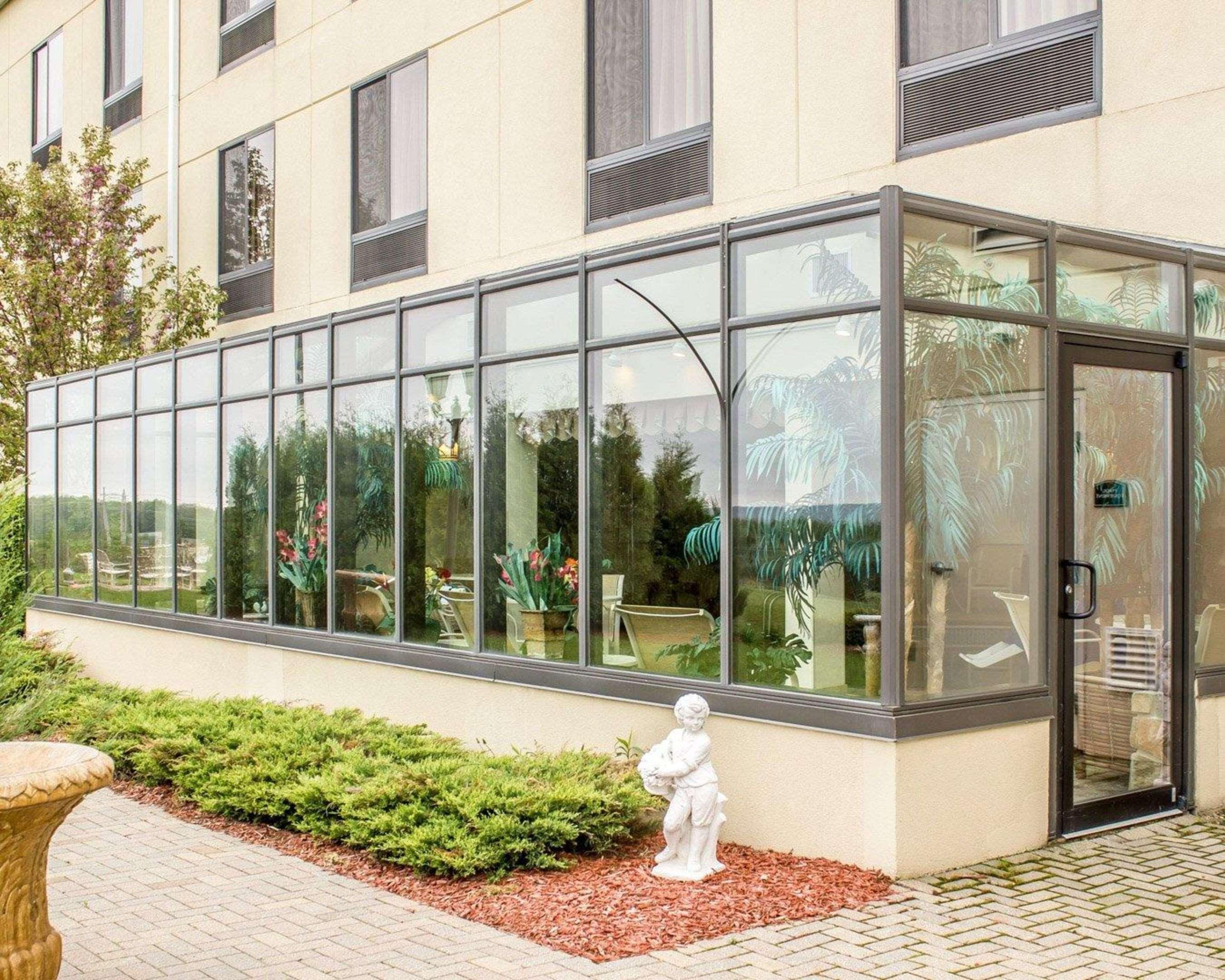 Comfort Suites Edinboro Εξωτερικό φωτογραφία
