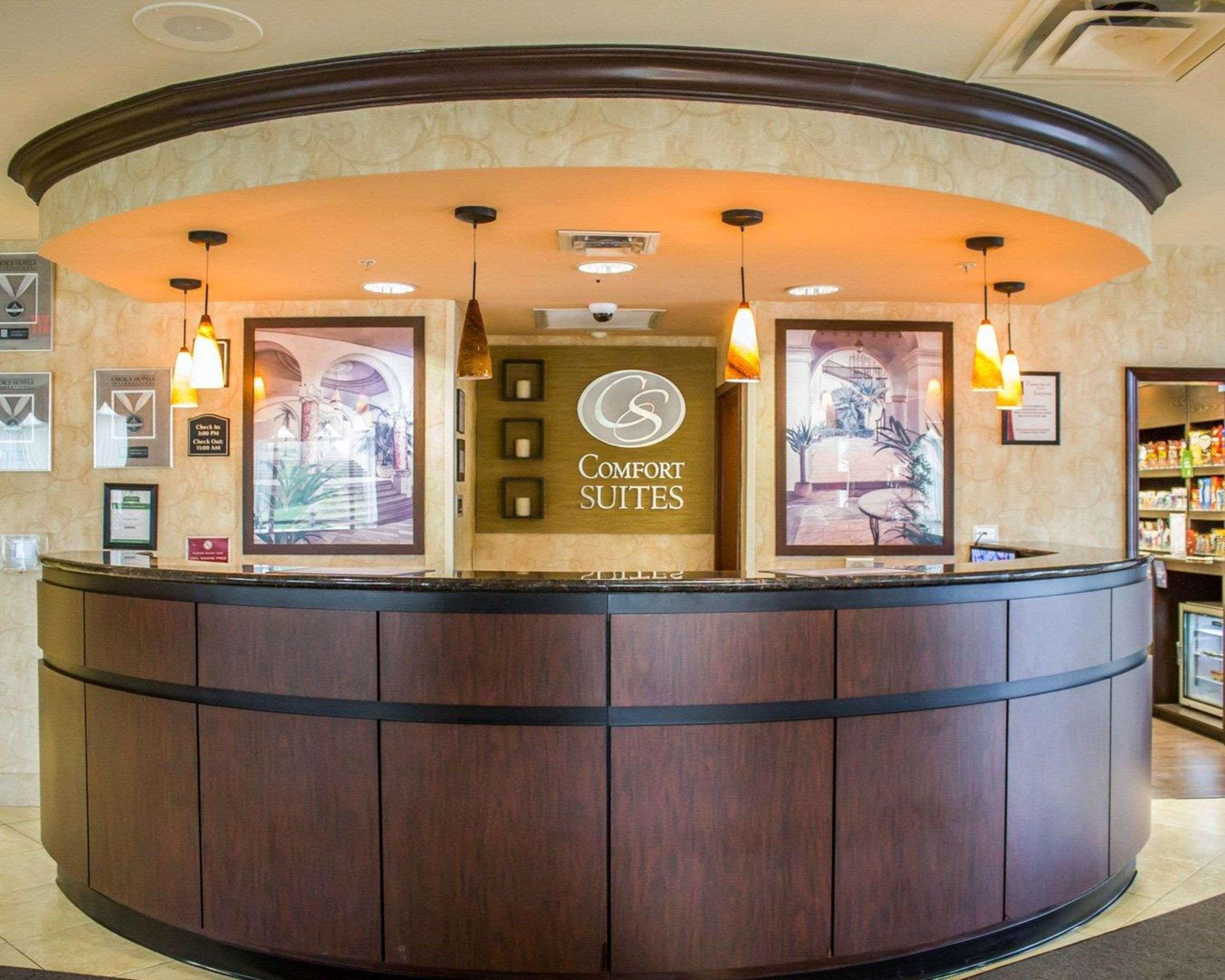 Comfort Suites Edinboro Εξωτερικό φωτογραφία