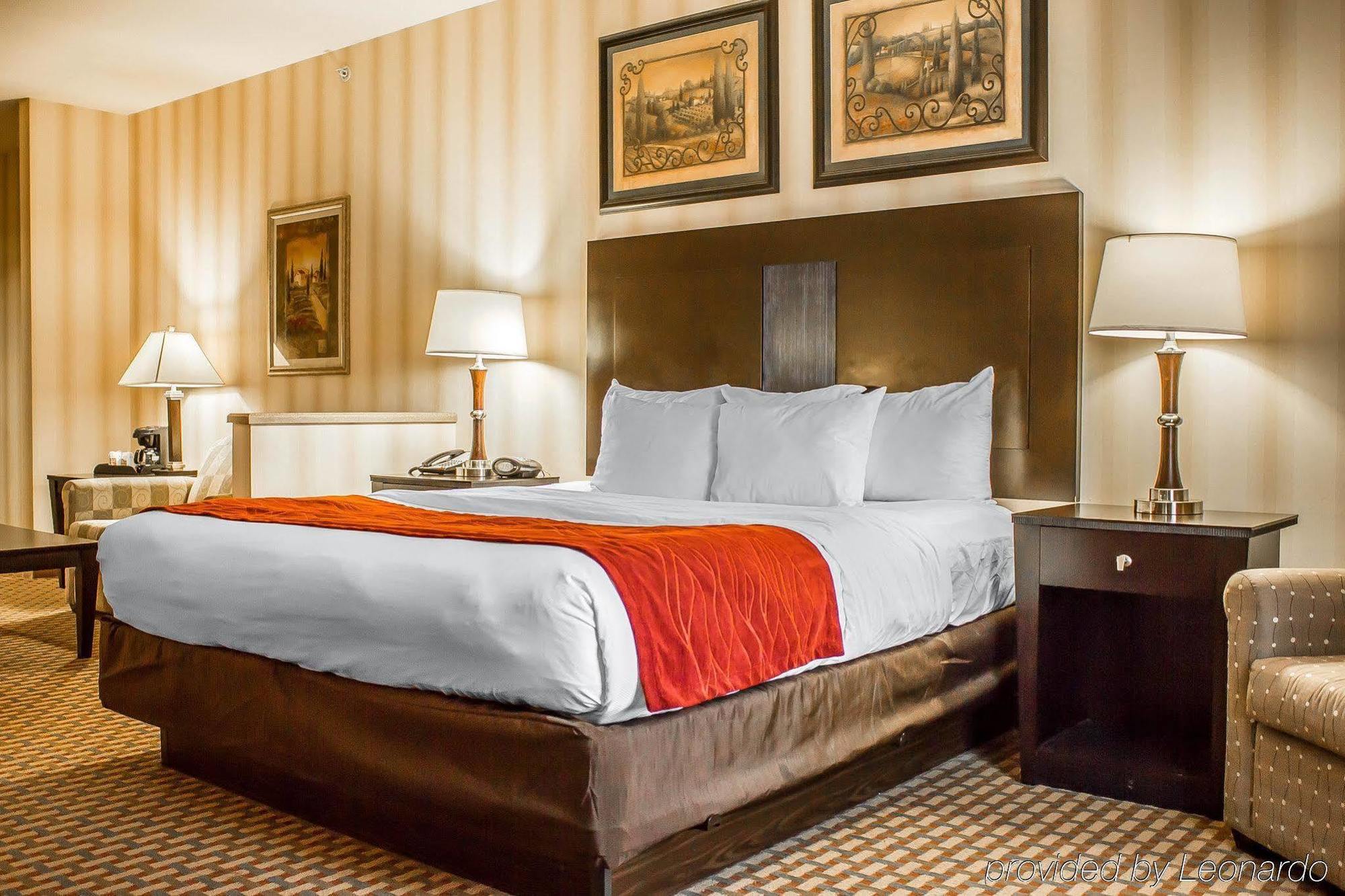 Comfort Suites Edinboro Εξωτερικό φωτογραφία